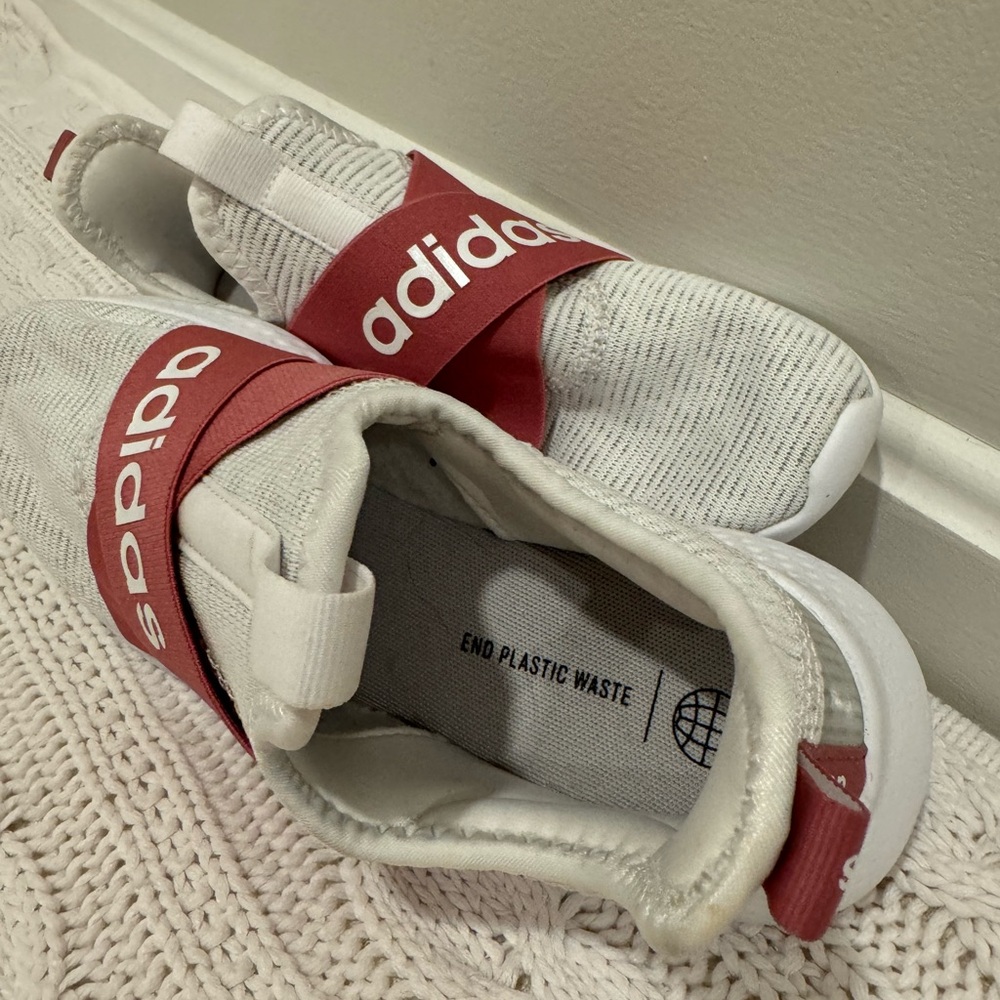 Adidas puremotion cloudfoam slip on sneakers - size 6 - Picture 4 of 8